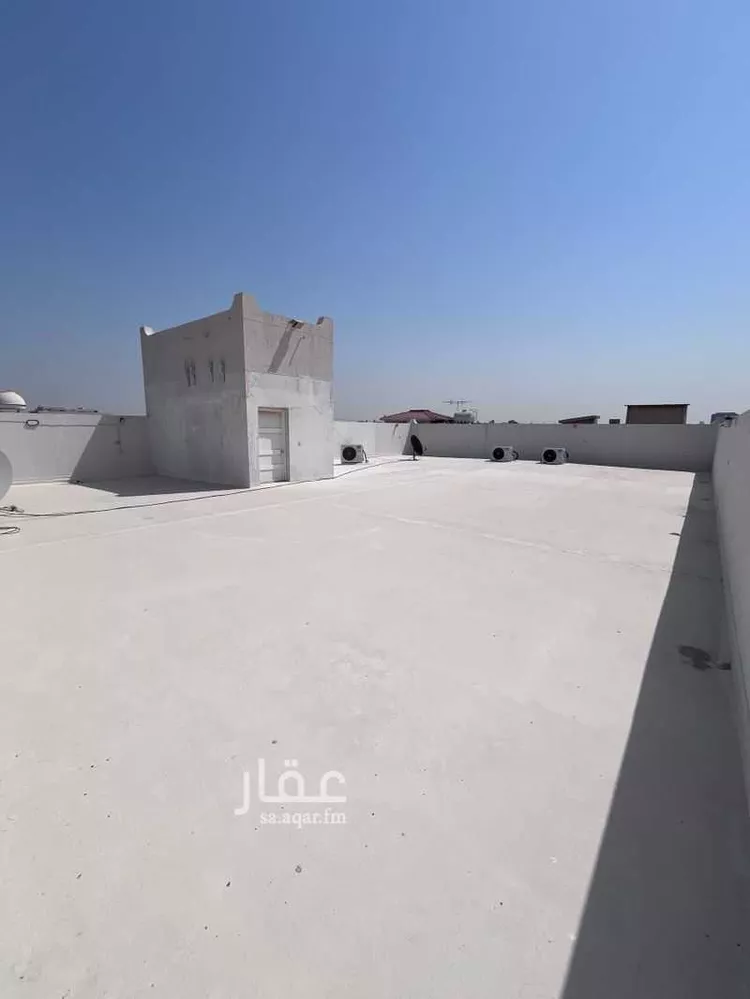 شقة للإيجار في شارع جرير بن الارقط, حي الجامعيين, مدينة الدمام, المنطقة الشرقية صورة 2