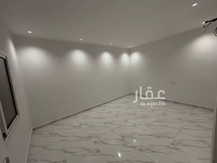 فيلا للإيجار في شارع وادي الازرق, حي النورس, مدينة الدمام, المنطقة الشرقية صورة 2