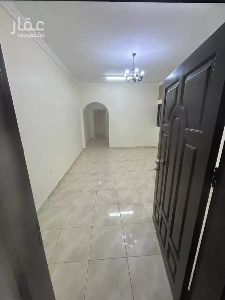 عمارة للبيع في شارع حنيفة ابو حزيم, حي النزهة, مدينة جدة, منطقة مكة المكرمة صورة 2