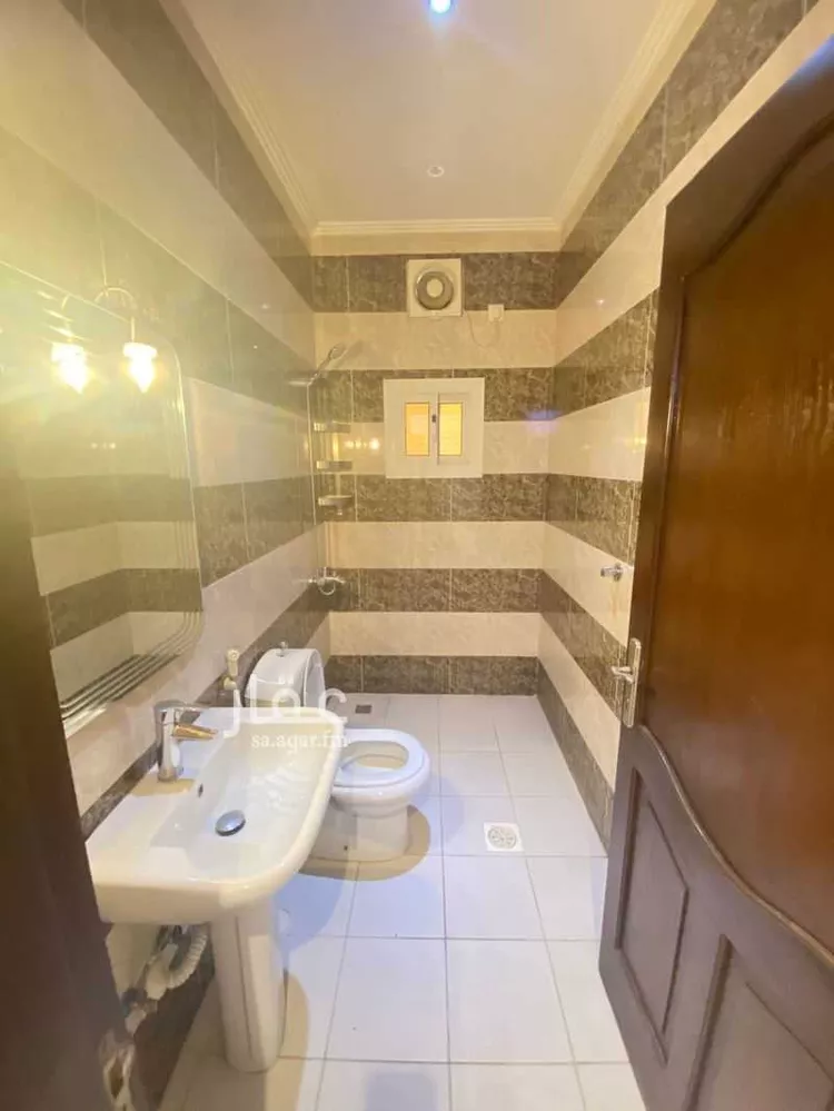 شقة للإيجار في شارع ابن جامع القفصي, حي مريخ, مدينة جدة, منطقة مكة المكرمة صورة 4