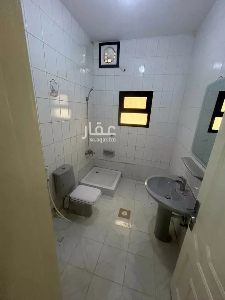عمارة للبيع في شارع حنيفة ابو حزيم, حي النزهة, مدينة جدة, منطقة مكة المكرمة 12