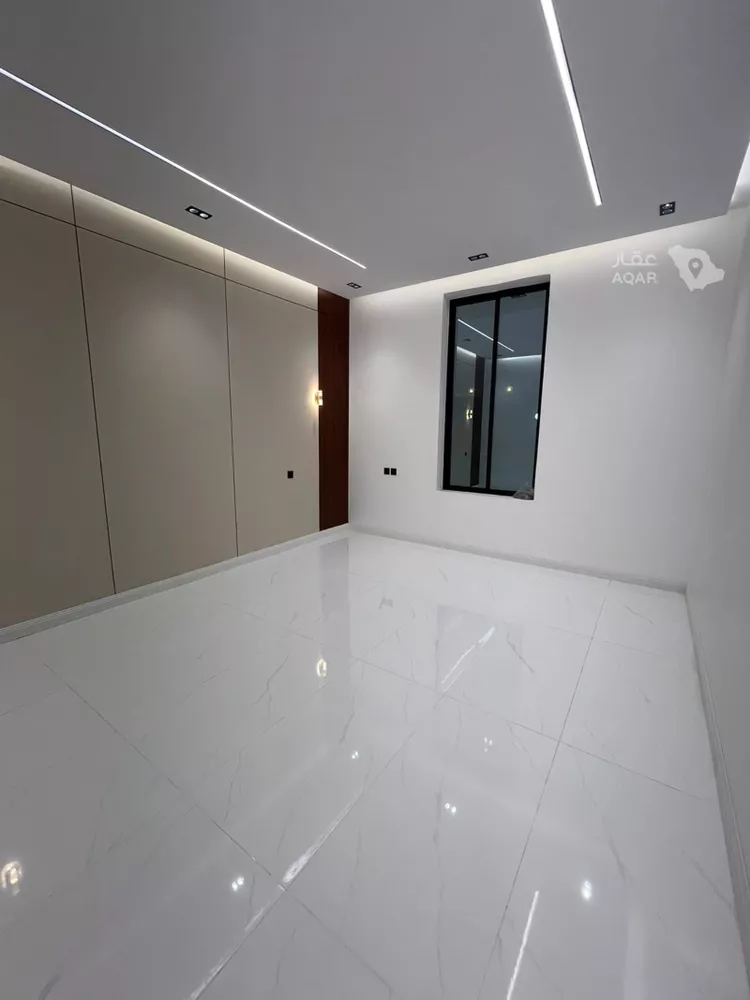 Villa for Sale in Al Jumum Al Ghozaait 8