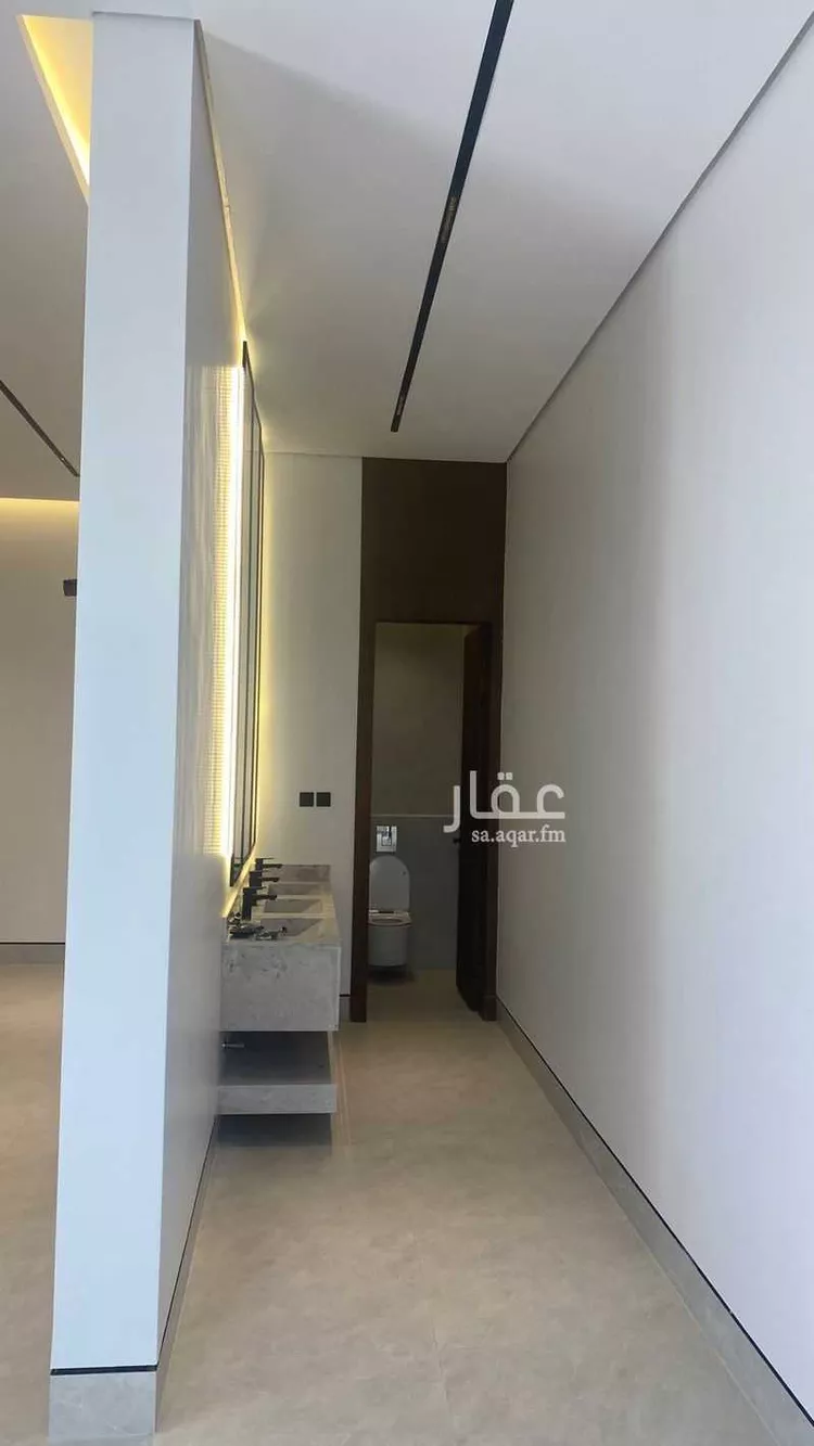 فيلا للبيع في شارع علي المنوفي, حي المهدية, مدينة الرياض, منطقة الرياض صورة 5