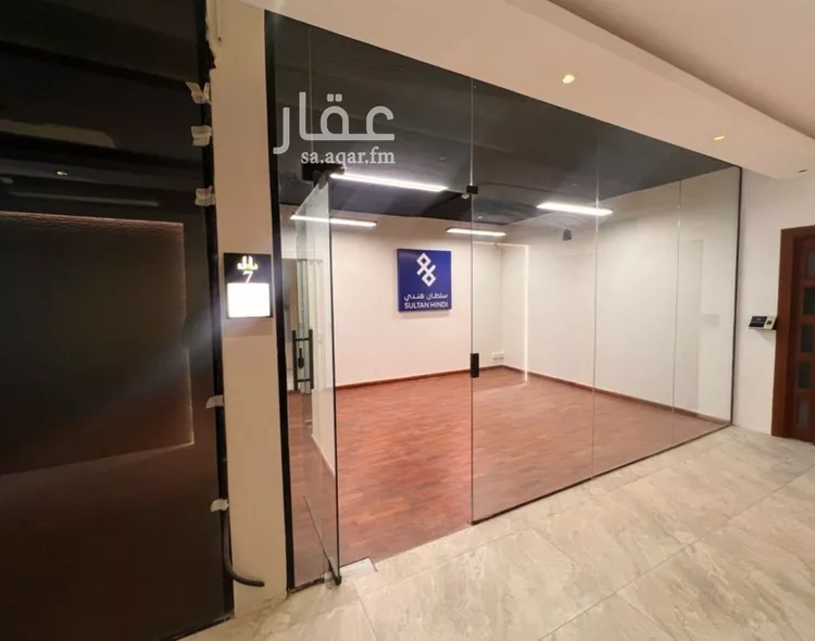 مكتب تجاري للإيجار في شارع طريق الثمامة, حي الصحافة, مدينة الرياض, منطقة الرياض