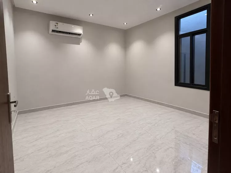 شقة للإيجار في شارع أحمد بشناق, حي الصفاء, مدينة الرياض, منطقة الرياض 2