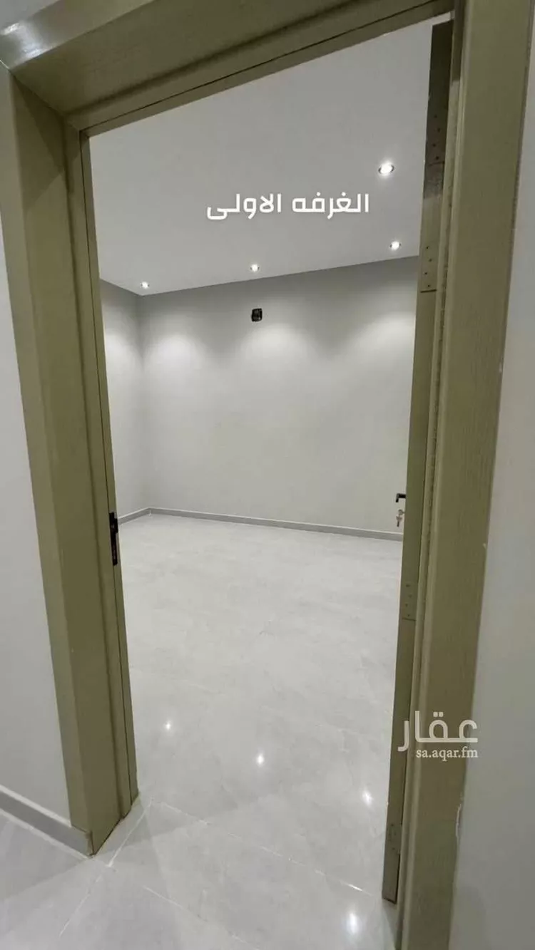 Floor for Rent in Riyadh Al Janadriyah صورة 3