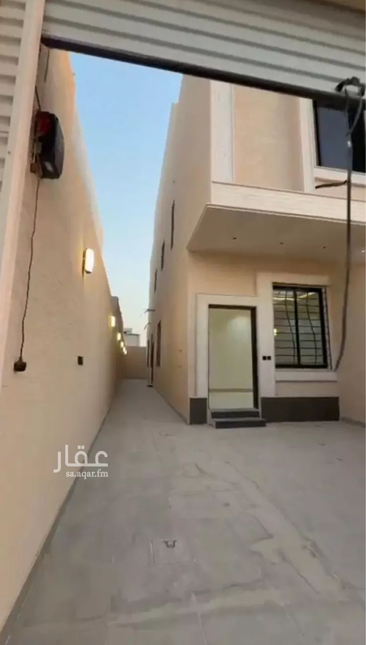 دور للبيع في شارع السدار, حي طيبة, مدينة الرياض, منطقة الرياض صورة 5