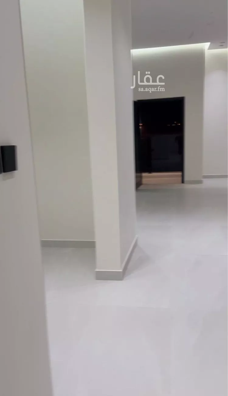 فيلا للبيع في شارع الاعتماد, حي الأمواج, مدينة الخبر, المنطقة الشرقية صورة 2