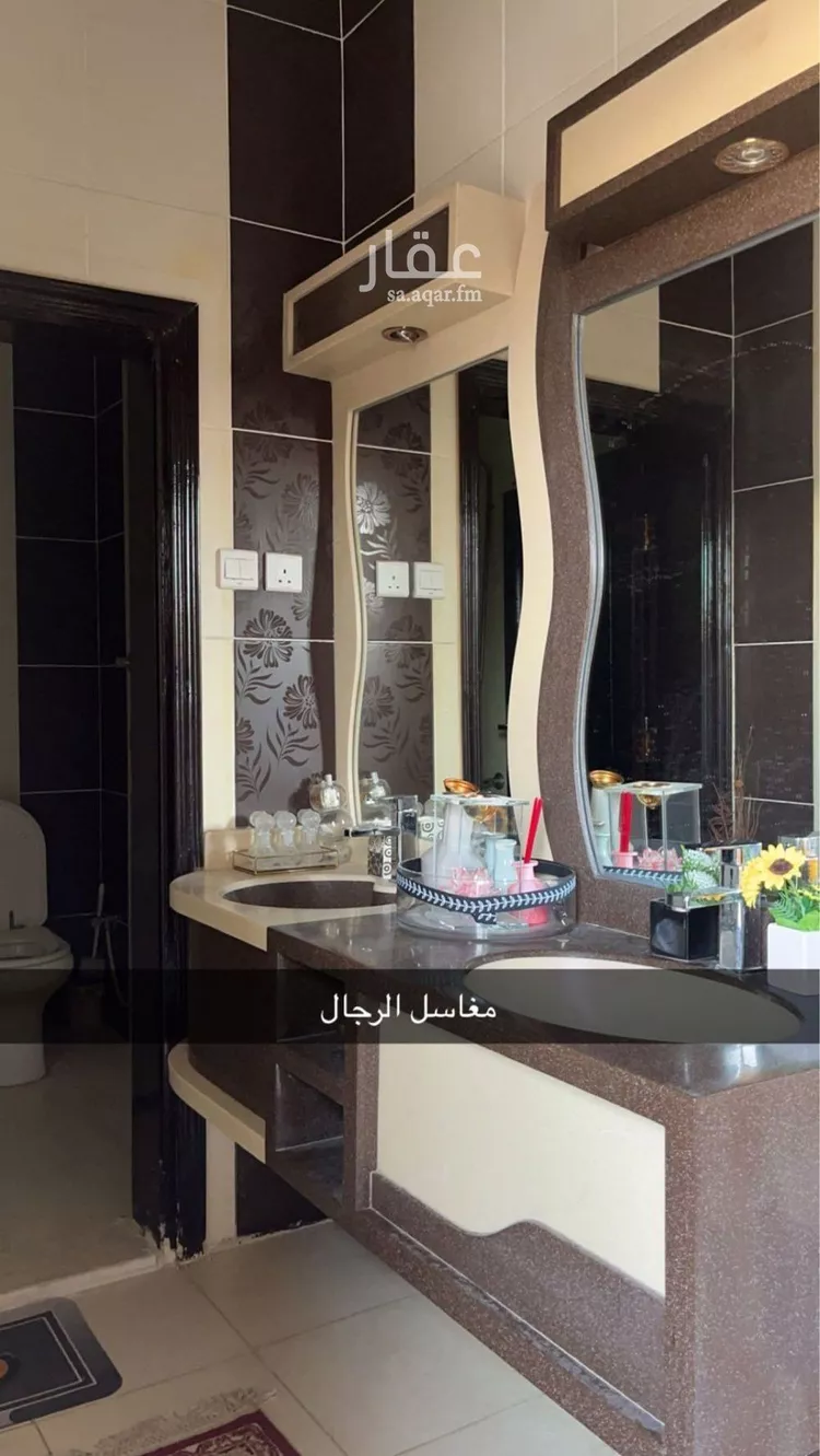 فيلا للبيع في شارع عبد الرحمن بن سنة الاسلمي, حي ذو الحليفة, مدينة المدينه المنوره, منطقة المدينة المنورة صورة 2