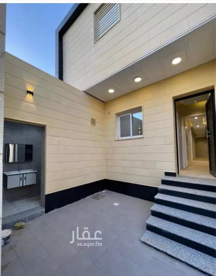 دور للبيع في شارع زينب بنت مظعون, حي العاقول, مدينة المدينه المنوره, منطقة المدينة المنورة صورة 4