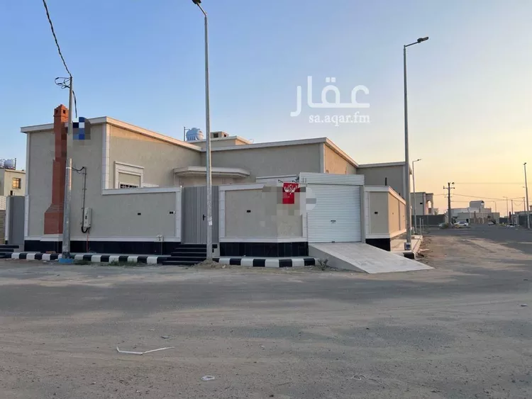 فيلا للبيع في شارع أبو حزم الأنصاري, حي الأمير عبدالله, مدينة بيشة, منطقة عسير صورة 2