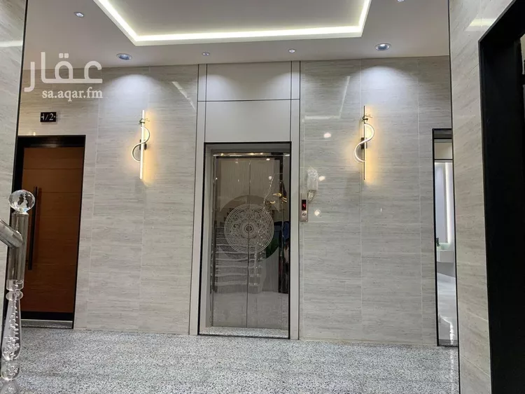 شقة للبيع في شارع طريق الملك عبدالعزيز, حي الفيصلية, مدينة صبياء, منطقة جازان صورة 2