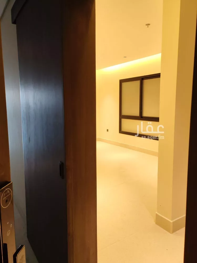 شقة للبيع في شارع الملك عبد الله بن عبدالعزيز, حي الشاطئ الغربي, مدينة الدمام, المنطقة الشرقية صورة 2