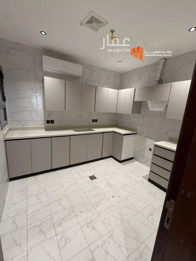 شقة للإيجار في شارع الحناكية, حي الحمراء, مدينة الخبر, المنطقة الشرقية صورة 2