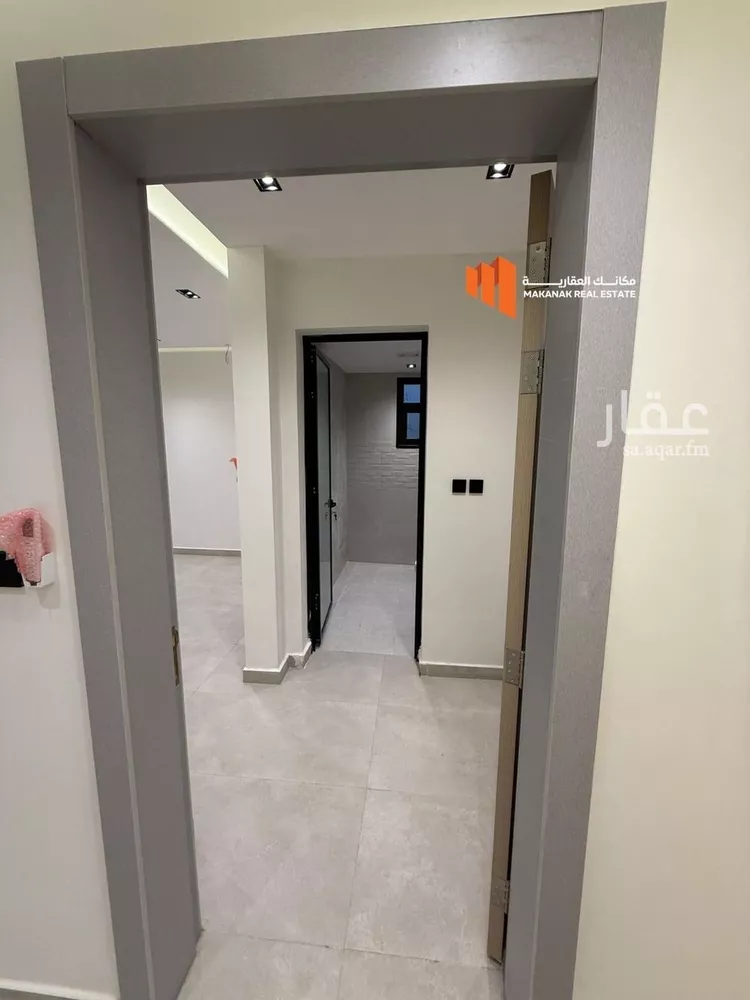 شقة للإيجار في حي الحمراء, مدينة الخبر, المنطقة الشرقية 8