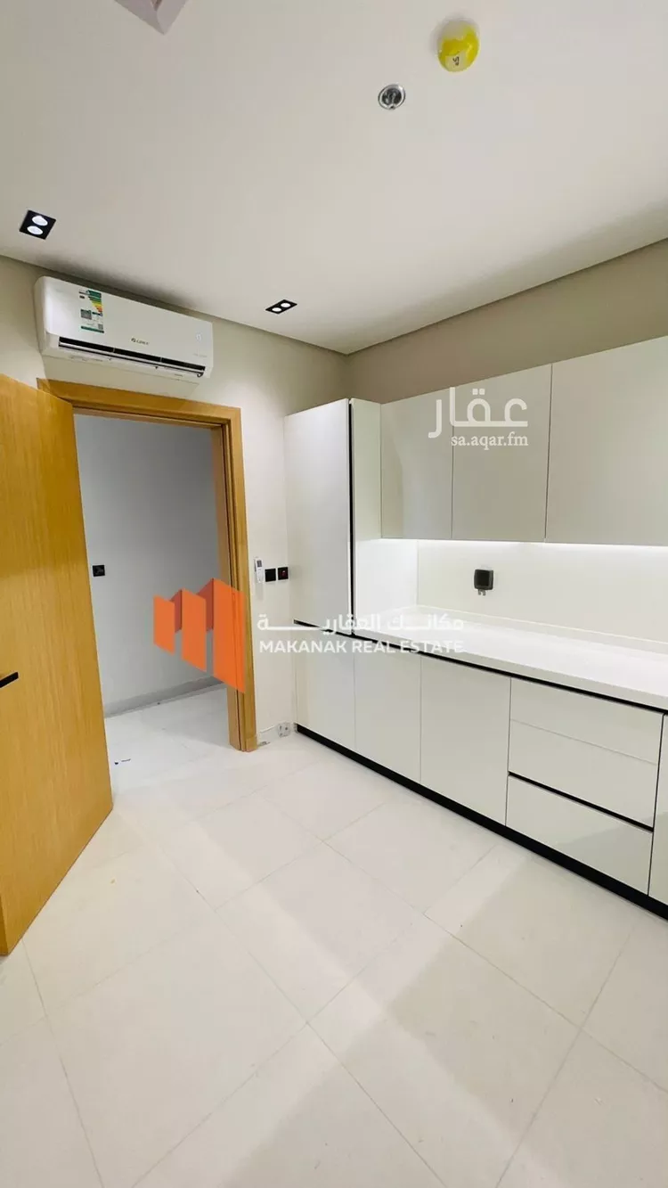 شقة للإيجار في شارع سكاكا, حي الحمراء, مدينة الخبر, المنطقة الشرقية صورة 3