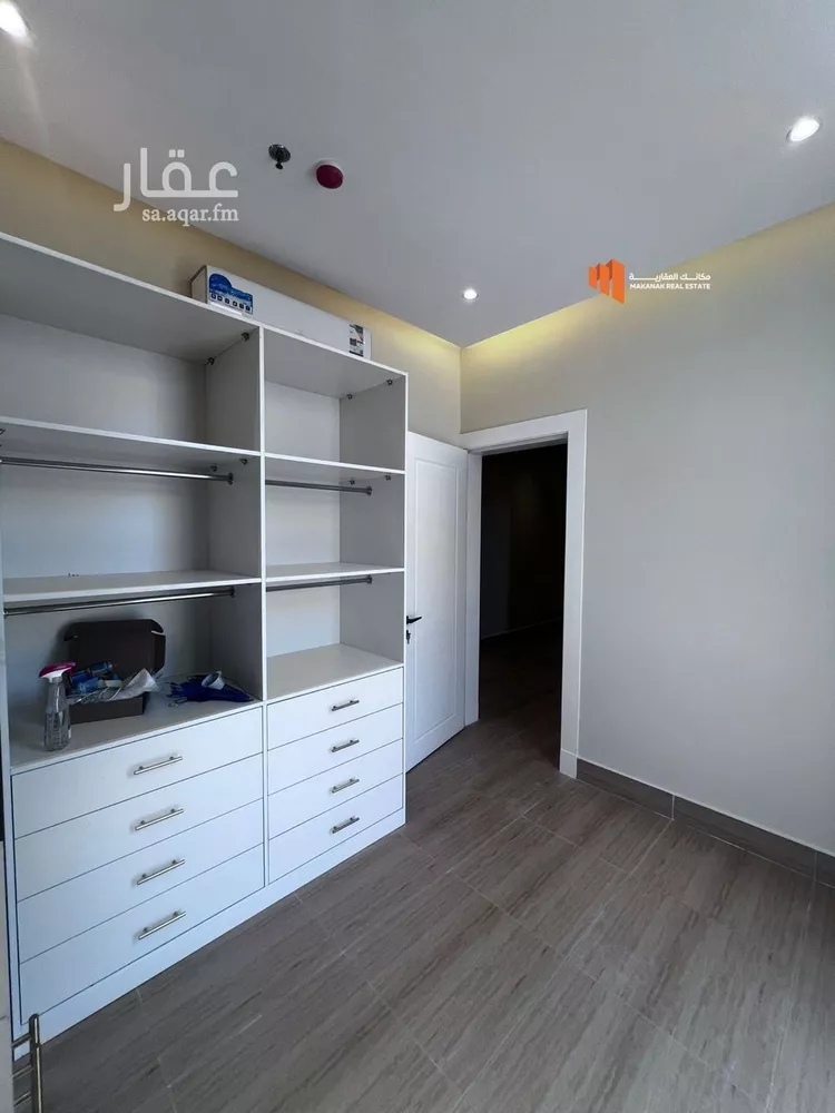 شقة للإيجار في شارع ام الهوشان, حي الحمراء, مدينة الخبر, المنطقة الشرقية 14