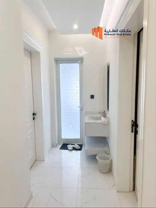 شقة للإيجار في شارع 12ب, حي الحمراء, مدينة الخبر, المنطقة الشرقية 14