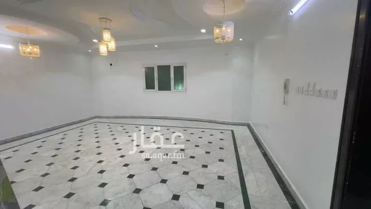 Floor for Rent in Riyadh Al Uraija Al Wusta 8
