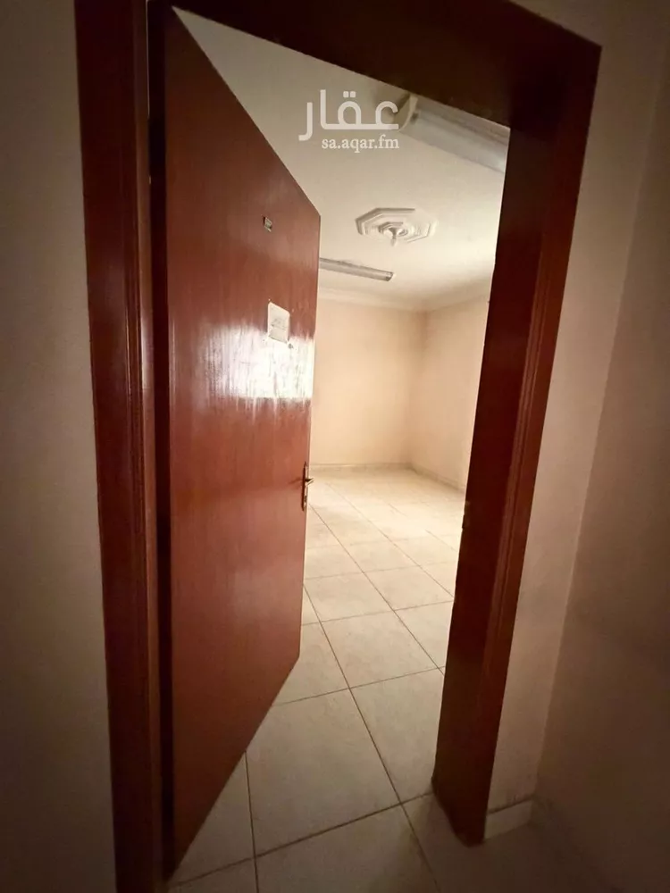 فيلا للبيع في شارع الحسين بن الحسن, حي الروابي, مدينة الرياض, منطقة الرياض 9
