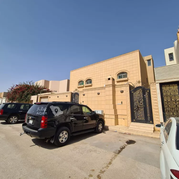 فيلا للبيع في شارع العباس بن جرير, حي السعادة, مدينة الرياض, منطقة الرياض