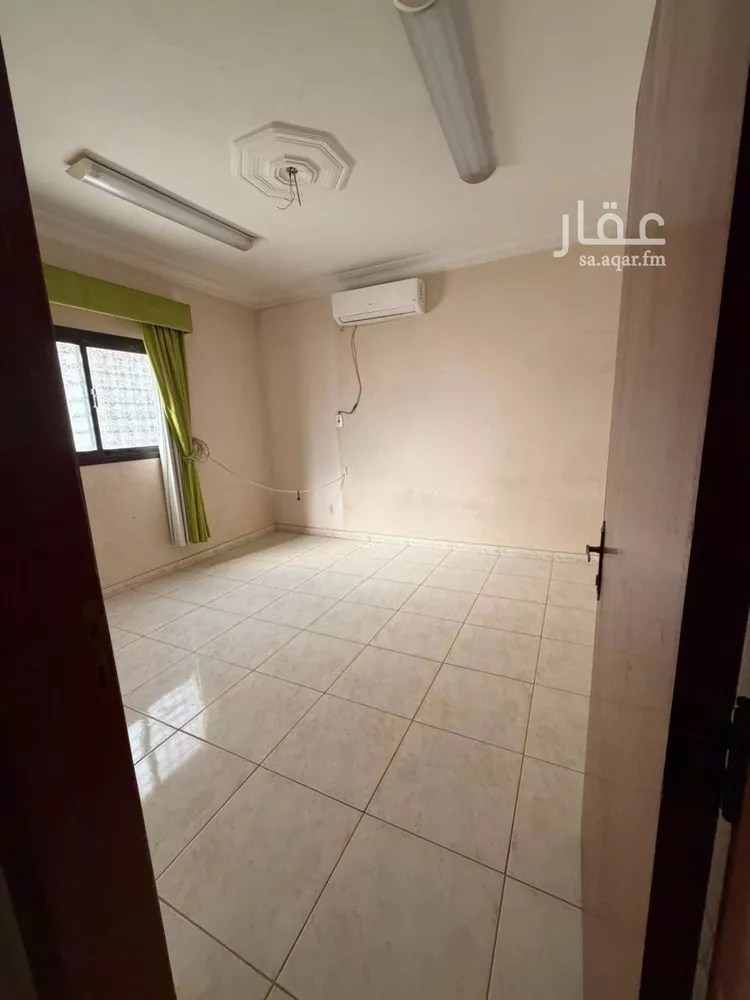 فيلا للبيع في شارع الحسين بن الحسن, حي الروابي, مدينة الرياض, منطقة الرياض 13