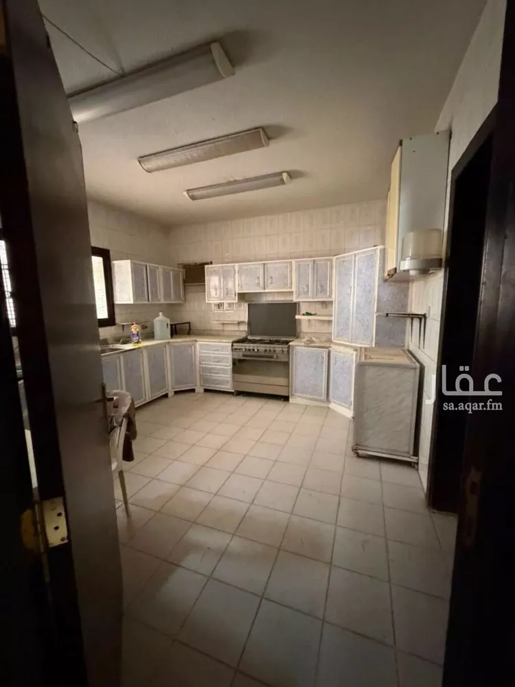 فيلا للبيع في شارع الحسين بن الحسن, حي الروابي, مدينة الرياض, منطقة الرياض 6