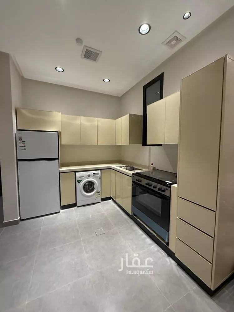 شقة للإيجار في شارع شهيد الدين ثم الوطن عبدالرحمن سعيد عبد, حي السعادة, مدينة الرياض, منطقة الرياض صورة 4