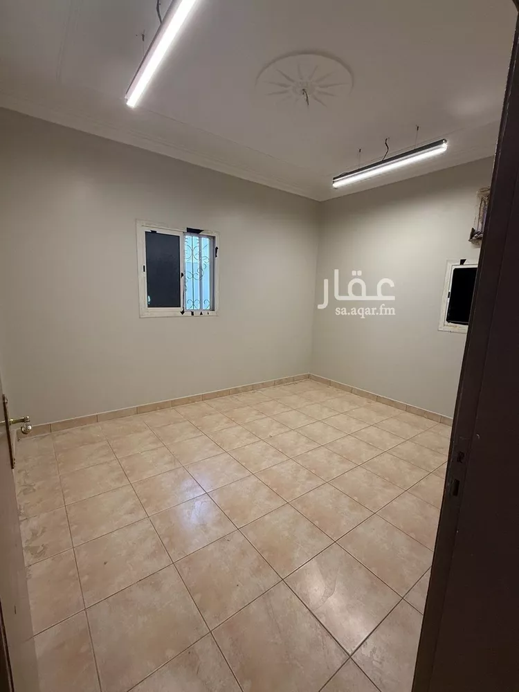 شقة للإيجار في شارع عبدالله السلمي, حي السعادة, مدينة الرياض, منطقة الرياض صورة 3