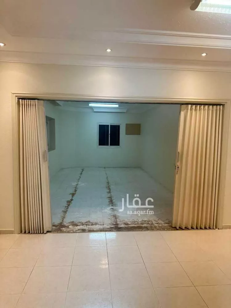 فيلا للإيجار في شارع الطرفاء, حي الملك فيصل, مدينة الرياض, منطقة الرياض صورة 2