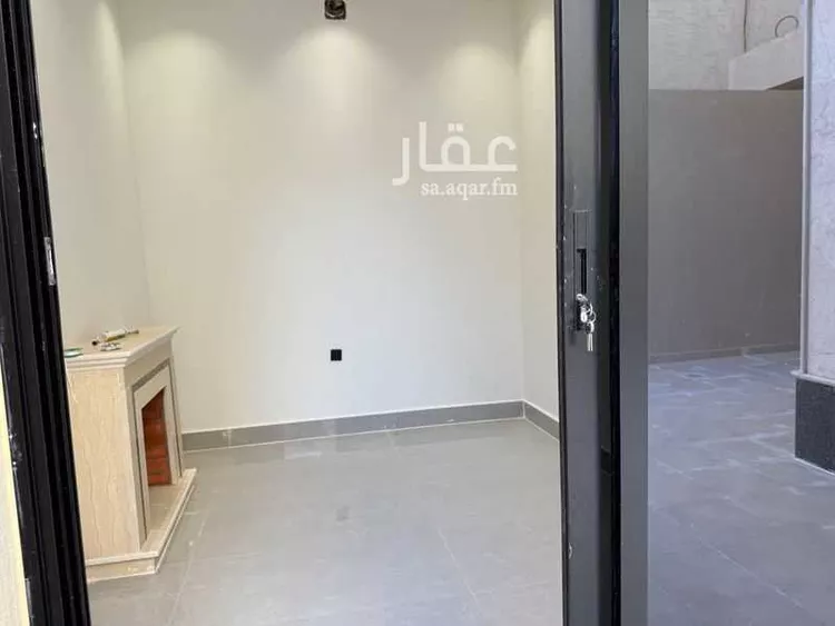 فيلا للبيع في شارع أبي الحسين الأزدي, حي طويق, مدينة الرياض, منطقة الرياض صورة 3