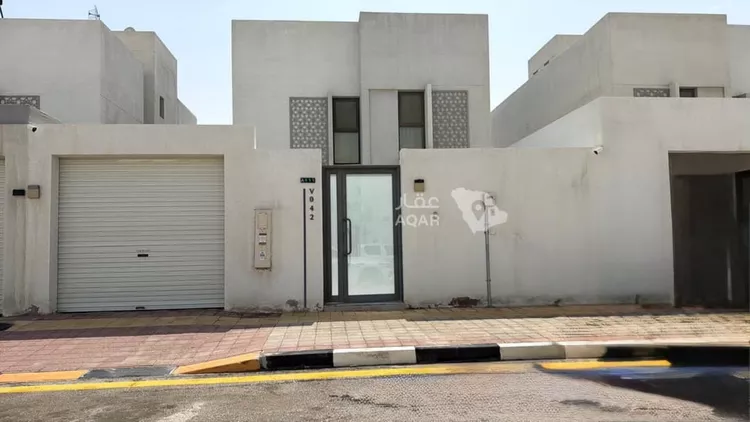 فيلا للبيع في شارع السلام, حي الإسكان الجنوبي, مدينة الدمام, المنطقة الشرقية صورة 3