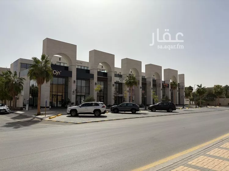 عمارة للإيجار في شارع وكيع بن الجراح, حي الريان, مدينة بريده, منطقة القصيم صورة 4