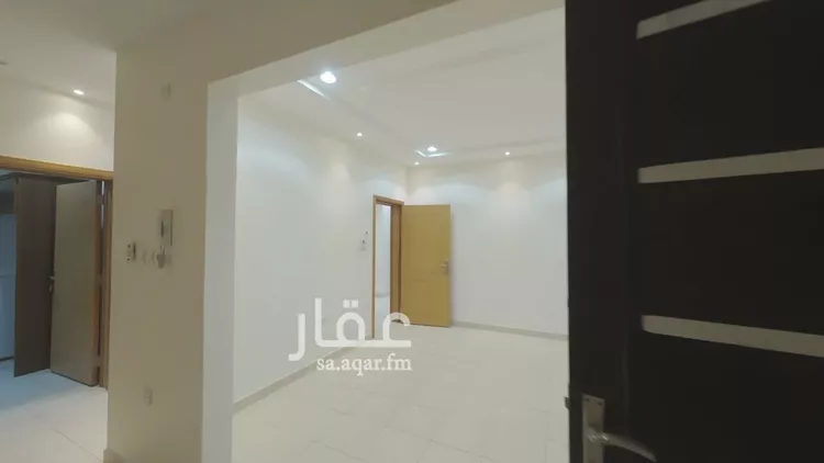 Floor for Rent in Riyadh Ar Rayan 8