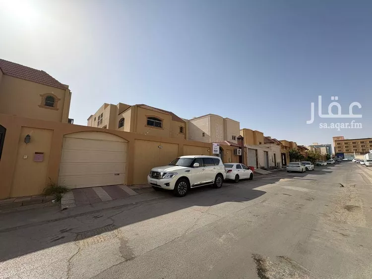 فيلا للبيع في شارع مطلق بن صالح, حي الريان, مدينة بريدة, منطقة القصيم صورة 3