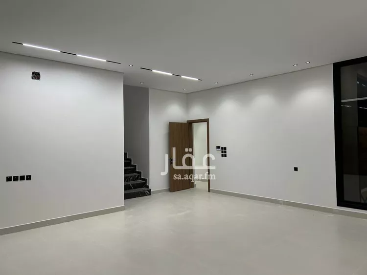 فيلا للبيع في شارع عمر بن الشهيد, حي النهضة, مدينة الرياض, منطقة الرياض صورة 3