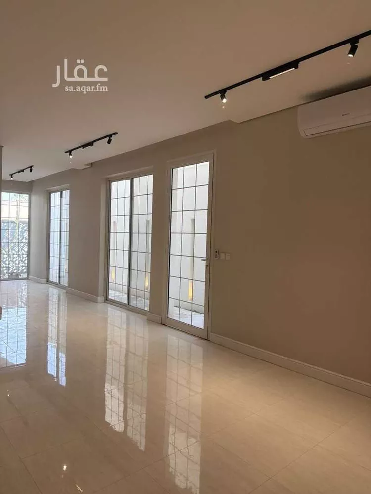 Floor for Sale in Riyadh Al Khaleej صورة 3