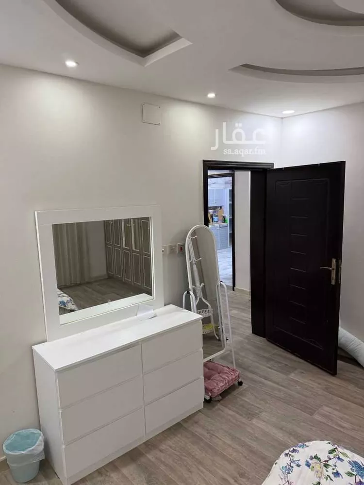 شقة للإيجار في شارع عباد بن بشر الاشهل رضي الله عنه ، حي الراشدية ، مكة ، منطقة مكة المكرمة