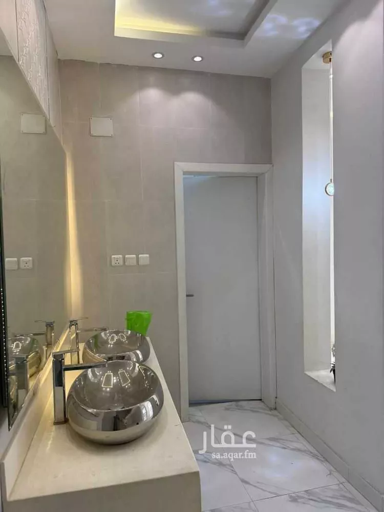 فيلا للبيع في شارع ابي معمر القطيعي, حي شمال التضامن, مدينة خميس مشيط, منطقة عسير صورة 5