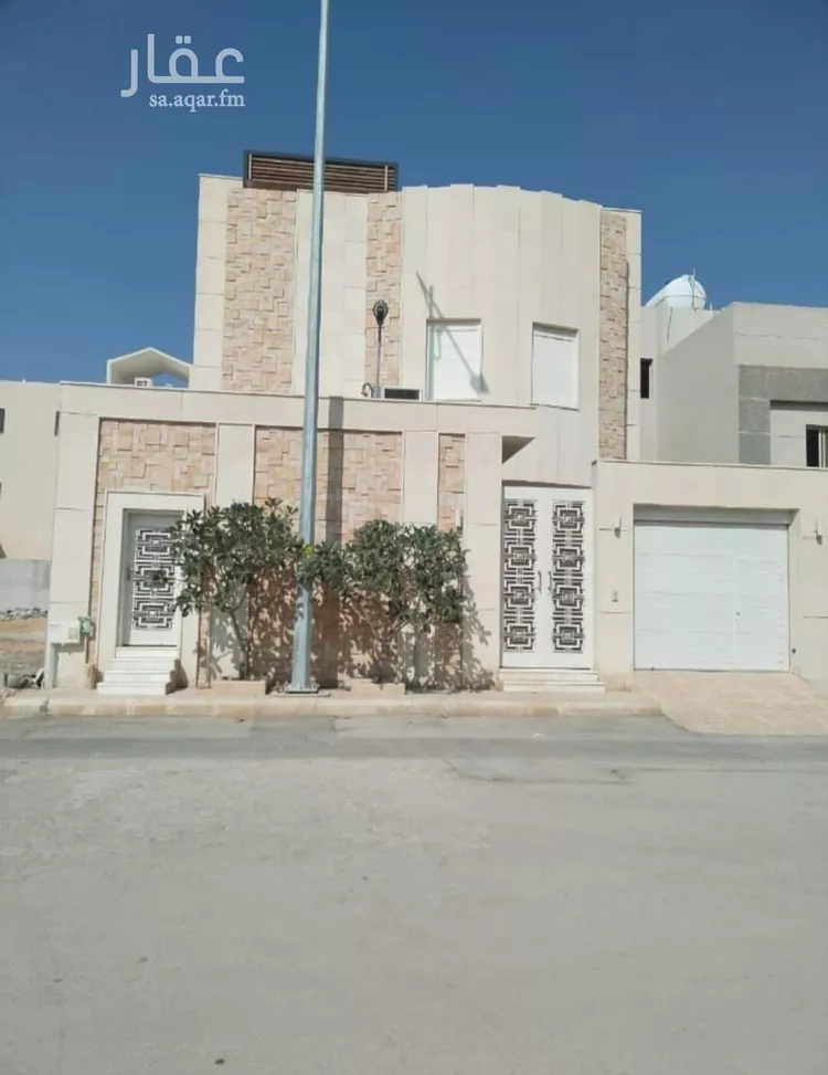 فيلا للبيع في شارع عبدالعزيز بن سبيل, حي العارض, مدينة الرياض, منطقة الرياض