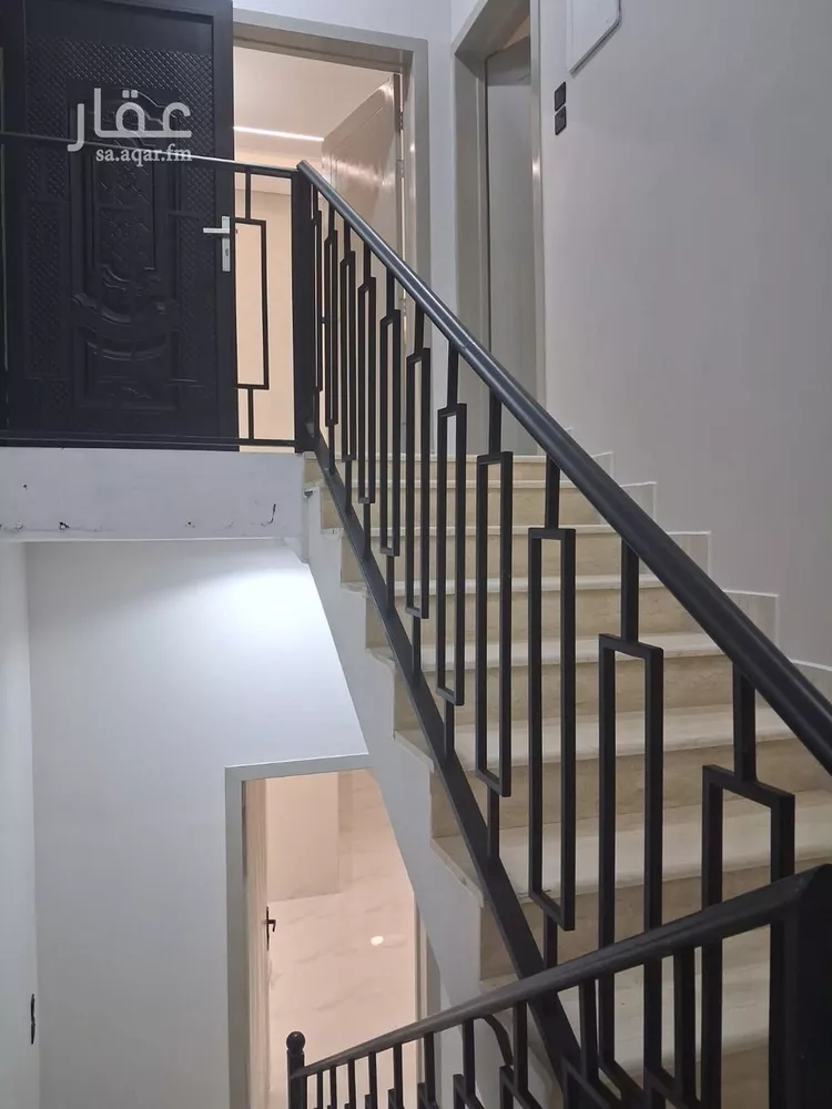 فيلا للبيع في شارع اليرموك 225, حي اليرموك, مدينة حفر الباطن, المنطقة الشرقية صورة 3