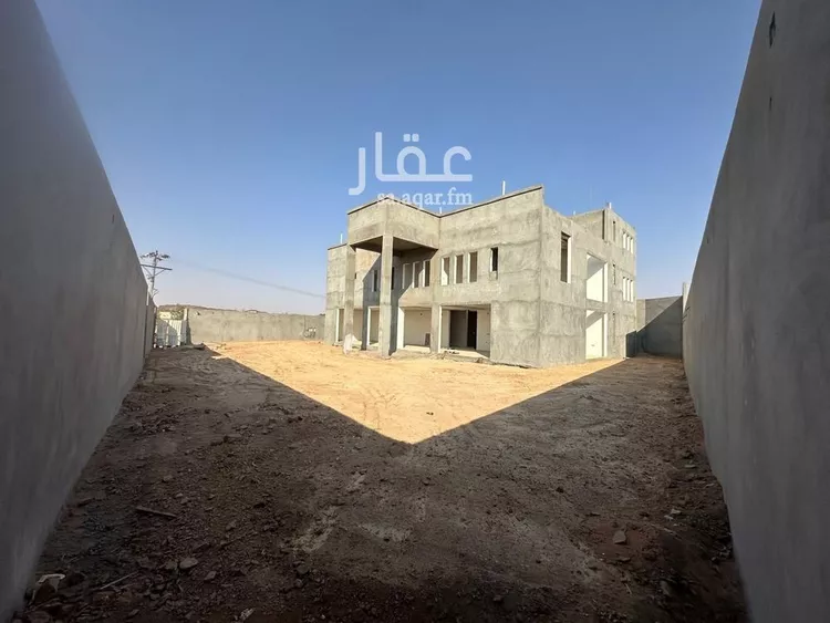 فيلا للبيع في شارع الحسن الظاهري, حي السويفلة الجديد, مدينة حائل, منطقة حائل