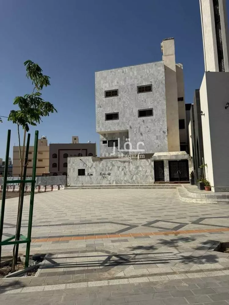 عمارة للبيع في شارع عبدالرحمن ابن هبه الله, حي العريض, مدينة المدينة المنورة, منطقة المدينة المنورة