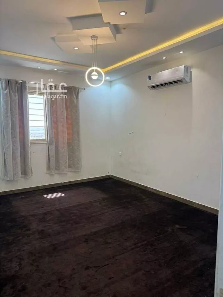 فيلا للبيع في شارع ابي معمر القطيعي, حي شمال التضامن, مدينة خميس مشيط, منطقة عسير صورة 2