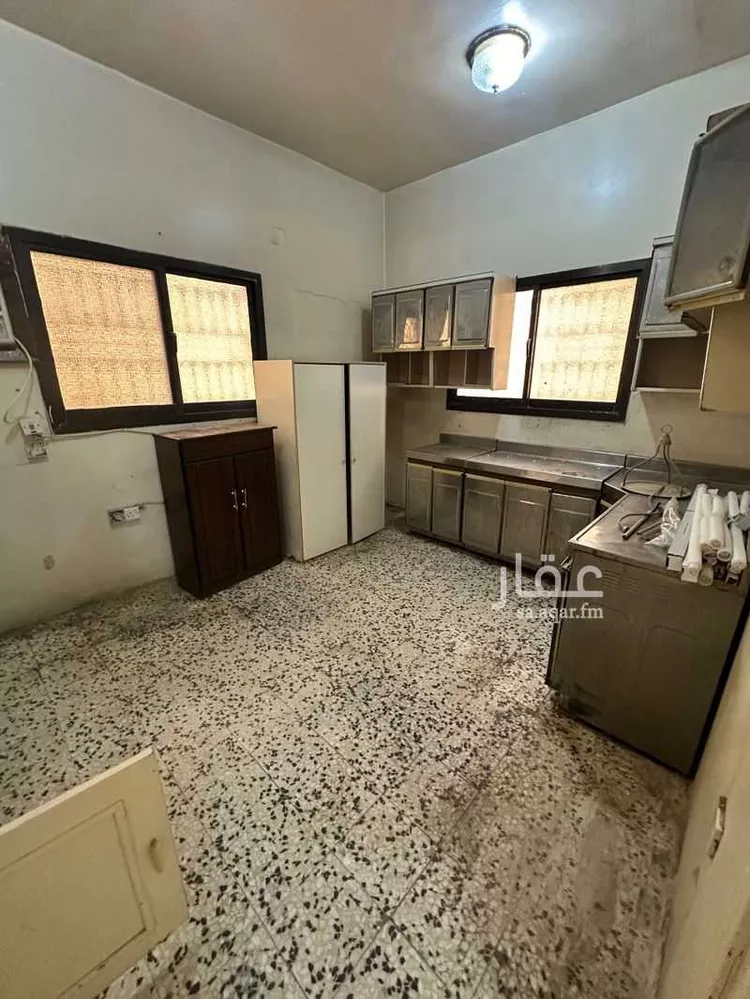 فيلا للبيع في شارع ابن عدنان ، حي سلطانة ، الرياض ، منطقة الرياض 11