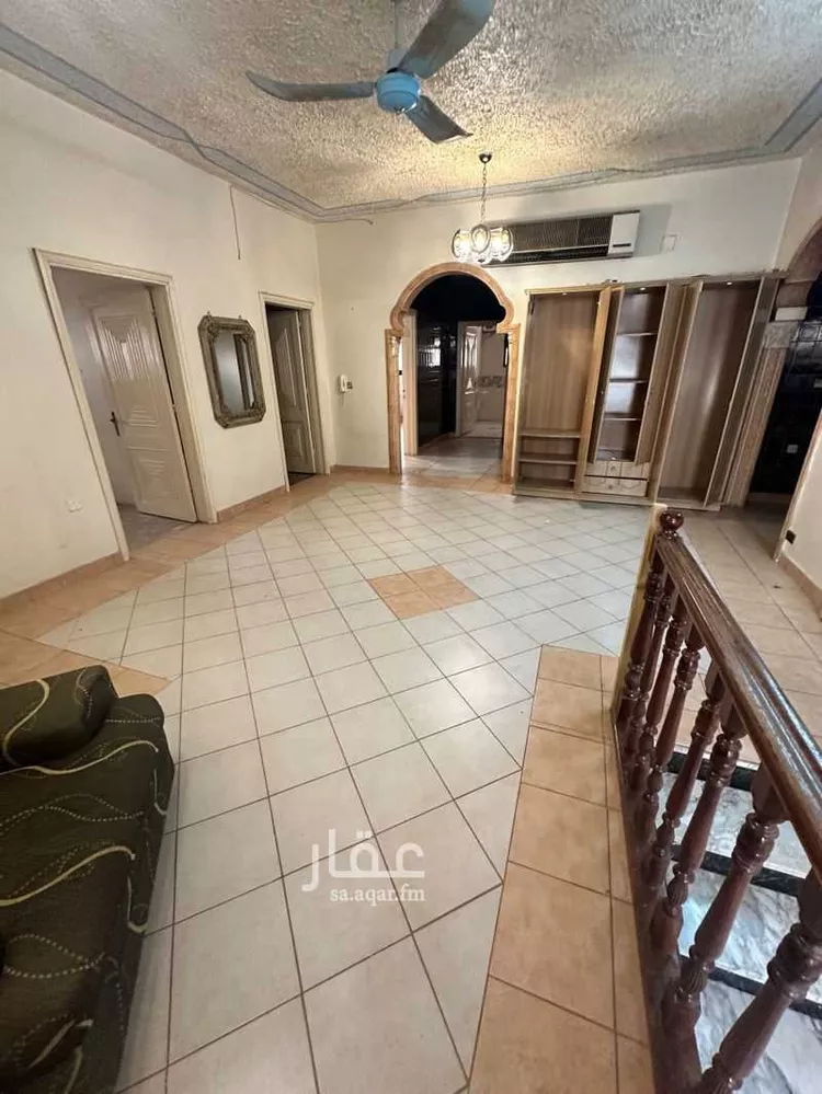 فيلا للبيع في شارع ابن عدنان ، حي سلطانة ، الرياض ، منطقة الرياض 16