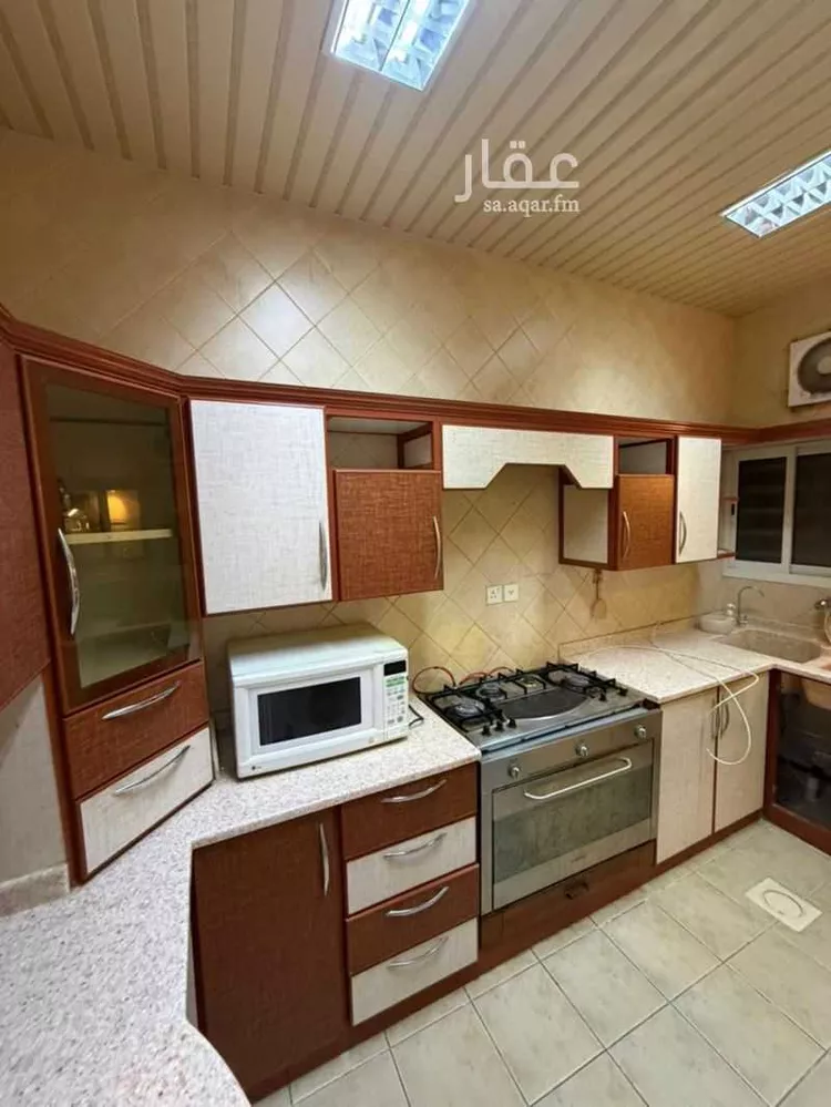 Floor for Rent in Riyadh Ishbiliyah