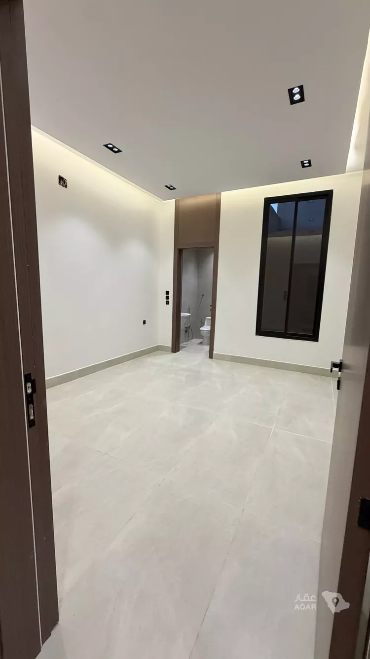 Floor for Sale in Riyadh Badr 7