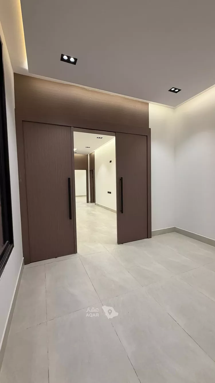 Floor for Sale in Riyadh Badr 10