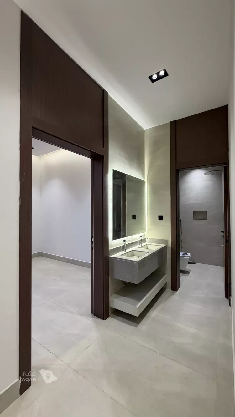 Floor for Sale in Riyadh Badr 12